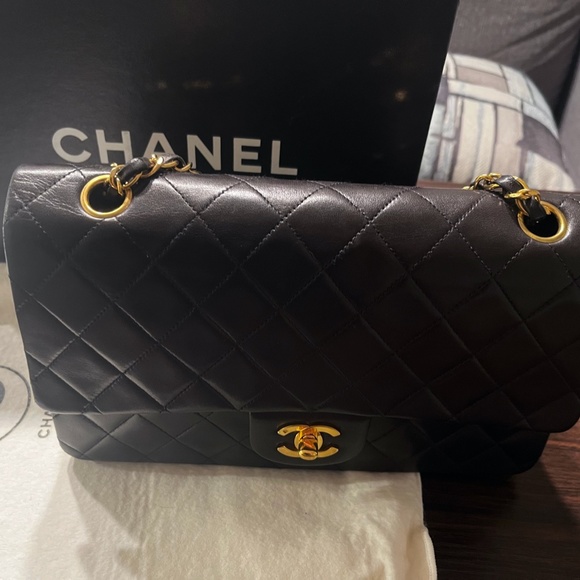 CHANEL Double Flap Medium Shoulder Bag Leather Black Gold Hardware - Picture 10 of 12